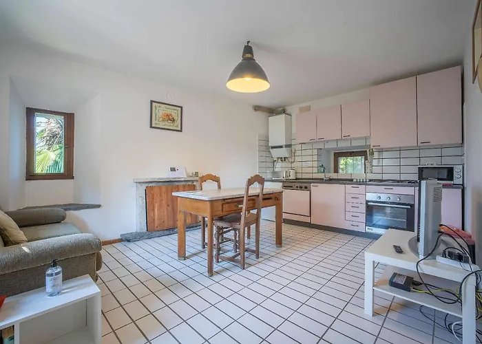 Apartamento La Rosa Casa Con Vista D'orta Pettenasco